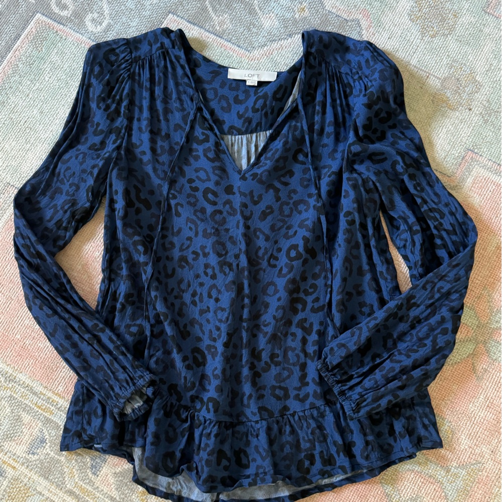 Loft blouse. Size small